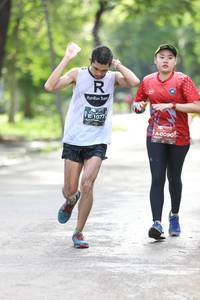 BIB: 1077, 0090
                            <button type="button" onclick="openModal(5184492)" class="btn btn-primary btn-sm float-right btn-popup" data-toggle="modal" data-target=".modal-high-quality">
                        <i class="fas fa-shopping-cart"></i> Add to Cart
                    </button>
                                            <button type="button" onclick="isThisMe(5184492, true)" class="btn btn-success btn-sm float-right btn-popup btn-isme hidden" data-toggle="tooltip" data-placement="bottom" title="นี่คือรูปของคุณใช่ไหม คลิกที่นี่เพื่อเอาเข้าอัลบั้ม">
                        <i class="fas fa-plus"></i> Add to album
                    </button>
                    <button type="button" onclick="isThisMe(5184492, false)" class="btn btn-warning btn-sm float-right btn-popup btn-isnotme hidden">
                        <i class="fas fa-ban"></i> Remove from album
                    </button>