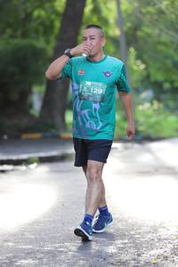 BIB: 129
                            <button type="button" onclick="openModal(5177146)" class="btn btn-primary btn-sm float-right btn-popup" data-toggle="modal" data-target=".modal-high-quality">
                        <i class="fas fa-shopping-cart"></i> Add to Cart
                    </button>
                                            <button type="button" onclick="isThisMe(5177146, true)" class="btn btn-success btn-sm float-right btn-popup btn-isme hidden" data-toggle="tooltip" data-placement="bottom" title="นี่คือรูปของคุณใช่ไหม คลิกที่นี่เพื่อเอาเข้าอัลบั้ม">
                        <i class="fas fa-plus"></i> Add to album
                    </button>
                    <button type="button" onclick="isThisMe(5177146, false)" class="btn btn-warning btn-sm float-right btn-popup btn-isnotme hidden">
                        <i class="fas fa-ban"></i> Remove from album
                    </button>