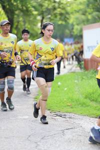 BIB: 984, 079
                            <button type="button" onclick="openModal(5180736)" class="btn btn-primary btn-sm float-right btn-popup" data-toggle="modal" data-target=".modal-high-quality">
                        <i class="fas fa-shopping-cart"></i> Add to Cart
                    </button>
                                            <button type="button" onclick="isThisMe(5180736, true)" class="btn btn-success btn-sm float-right btn-popup btn-isme hidden" data-toggle="tooltip" data-placement="bottom" title="นี่คือรูปของคุณใช่ไหม คลิกที่นี่เพื่อเอาเข้าอัลบั้ม">
                        <i class="fas fa-plus"></i> Add to album
                    </button>
                    <button type="button" onclick="isThisMe(5180736, false)" class="btn btn-warning btn-sm float-right btn-popup btn-isnotme hidden">
                        <i class="fas fa-ban"></i> Remove from album
                    </button>