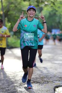 BIB: 405
                            <button type="button" onclick="openModal(5177426)" class="btn btn-primary btn-sm float-right btn-popup" data-toggle="modal" data-target=".modal-high-quality">
                        <i class="fas fa-shopping-cart"></i> Add to Cart
                    </button>
                                            <button type="button" onclick="isThisMe(5177426, true)" class="btn btn-success btn-sm float-right btn-popup btn-isme hidden" data-toggle="tooltip" data-placement="bottom" title="นี่คือรูปของคุณใช่ไหม คลิกที่นี่เพื่อเอาเข้าอัลบั้ม">
                        <i class="fas fa-plus"></i> Add to album
                    </button>
                    <button type="button" onclick="isThisMe(5177426, false)" class="btn btn-warning btn-sm float-right btn-popup btn-isnotme hidden">
                        <i class="fas fa-ban"></i> Remove from album
                    </button>