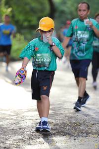 BIB: 462
                            <button type="button" onclick="openModal(5177492)" class="btn btn-primary btn-sm float-right btn-popup" data-toggle="modal" data-target=".modal-high-quality">
                        <i class="fas fa-shopping-cart"></i> Add to Cart
                    </button>
                                            <button type="button" onclick="isThisMe(5177492, true)" class="btn btn-success btn-sm float-right btn-popup btn-isme hidden" data-toggle="tooltip" data-placement="bottom" title="นี่คือรูปของคุณใช่ไหม คลิกที่นี่เพื่อเอาเข้าอัลบั้ม">
                        <i class="fas fa-plus"></i> Add to album
                    </button>
                    <button type="button" onclick="isThisMe(5177492, false)" class="btn btn-warning btn-sm float-right btn-popup btn-isnotme hidden">
                        <i class="fas fa-ban"></i> Remove from album
                    </button>