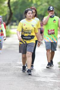 BIB: 0652, 0125
                            <button type="button" onclick="openModal(5185163)" class="btn btn-primary btn-sm float-right btn-popup" data-toggle="modal" data-target=".modal-high-quality">
                        <i class="fas fa-shopping-cart"></i> Add to Cart
                    </button>
                                            <button type="button" onclick="isThisMe(5185163, true)" class="btn btn-success btn-sm float-right btn-popup btn-isme hidden" data-toggle="tooltip" data-placement="bottom" title="นี่คือรูปของคุณใช่ไหม คลิกที่นี่เพื่อเอาเข้าอัลบั้ม">
                        <i class="fas fa-plus"></i> Add to album
                    </button>
                    <button type="button" onclick="isThisMe(5185163, false)" class="btn btn-warning btn-sm float-right btn-popup btn-isnotme hidden">
                        <i class="fas fa-ban"></i> Remove from album
                    </button>