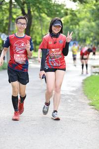 BIB: 0434, 0418
                            <button type="button" onclick="openModal(5185400)" class="btn btn-primary btn-sm float-right btn-popup" data-toggle="modal" data-target=".modal-high-quality">
                        <i class="fas fa-shopping-cart"></i> Add to Cart
                    </button>
                                            <button type="button" onclick="isThisMe(5185400, true)" class="btn btn-success btn-sm float-right btn-popup btn-isme hidden" data-toggle="tooltip" data-placement="bottom" title="นี่คือรูปของคุณใช่ไหม คลิกที่นี่เพื่อเอาเข้าอัลบั้ม">
                        <i class="fas fa-plus"></i> Add to album
                    </button>
                    <button type="button" onclick="isThisMe(5185400, false)" class="btn btn-warning btn-sm float-right btn-popup btn-isnotme hidden">
                        <i class="fas fa-ban"></i> Remove from album
                    </button>