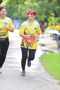 BIB: 0947, 0946
                            <button type="button" onclick="openModal(5185213)" class="btn btn-primary btn-sm float-right btn-popup" data-toggle="modal" data-target=".modal-high-quality">
                        <i class="fas fa-shopping-cart"></i> Add to Cart
                    </button>
                                            <button type="button" onclick="isThisMe(5185213, true)" class="btn btn-success btn-sm float-right btn-popup btn-isme hidden" data-toggle="tooltip" data-placement="bottom" title="นี่คือรูปของคุณใช่ไหม คลิกที่นี่เพื่อเอาเข้าอัลบั้ม">
                        <i class="fas fa-plus"></i> Add to album
                    </button>
                    <button type="button" onclick="isThisMe(5185213, false)" class="btn btn-warning btn-sm float-right btn-popup btn-isnotme hidden">
                        <i class="fas fa-ban"></i> Remove from album
                    </button>