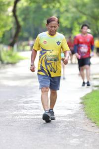 BIB: 0841
                            <button type="button" onclick="openModal(5183473)" class="btn btn-primary btn-sm float-right btn-popup" data-toggle="modal" data-target=".modal-high-quality">
                        <i class="fas fa-shopping-cart"></i> Add to Cart
                    </button>
                                            <button type="button" onclick="isThisMe(5183473, true)" class="btn btn-success btn-sm float-right btn-popup btn-isme hidden" data-toggle="tooltip" data-placement="bottom" title="นี่คือรูปของคุณใช่ไหม คลิกที่นี่เพื่อเอาเข้าอัลบั้ม">
                        <i class="fas fa-plus"></i> Add to album
                    </button>
                    <button type="button" onclick="isThisMe(5183473, false)" class="btn btn-warning btn-sm float-right btn-popup btn-isnotme hidden">
                        <i class="fas fa-ban"></i> Remove from album
                    </button>