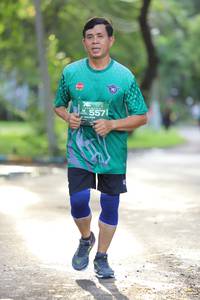 BIB: 557
                            <button type="button" onclick="openModal(5176557)" class="btn btn-primary btn-sm float-right btn-popup" data-toggle="modal" data-target=".modal-high-quality">
                        <i class="fas fa-shopping-cart"></i> Add to Cart
                    </button>
                                            <button type="button" onclick="isThisMe(5176557, true)" class="btn btn-success btn-sm float-right btn-popup btn-isme hidden" data-toggle="tooltip" data-placement="bottom" title="นี่คือรูปของคุณใช่ไหม คลิกที่นี่เพื่อเอาเข้าอัลบั้ม">
                        <i class="fas fa-plus"></i> Add to album
                    </button>
                    <button type="button" onclick="isThisMe(5176557, false)" class="btn btn-warning btn-sm float-right btn-popup btn-isnotme hidden">
                        <i class="fas fa-ban"></i> Remove from album
                    </button>