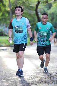 BIB: 744, 137
                            <button type="button" onclick="openModal(5177290)" class="btn btn-primary btn-sm float-right btn-popup" data-toggle="modal" data-target=".modal-high-quality">
                        <i class="fas fa-shopping-cart"></i> Add to Cart
                    </button>
                                            <button type="button" onclick="isThisMe(5177290, true)" class="btn btn-success btn-sm float-right btn-popup btn-isme hidden" data-toggle="tooltip" data-placement="bottom" title="นี่คือรูปของคุณใช่ไหม คลิกที่นี่เพื่อเอาเข้าอัลบั้ม">
                        <i class="fas fa-plus"></i> Add to album
                    </button>
                    <button type="button" onclick="isThisMe(5177290, false)" class="btn btn-warning btn-sm float-right btn-popup btn-isnotme hidden">
                        <i class="fas fa-ban"></i> Remove from album
                    </button>