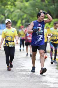 BIB: 0217, 0303
                            <button type="button" onclick="openModal(5184718)" class="btn btn-primary btn-sm float-right btn-popup" data-toggle="modal" data-target=".modal-high-quality">
                        <i class="fas fa-shopping-cart"></i> Add to Cart
                    </button>
                                            <button type="button" onclick="isThisMe(5184718, true)" class="btn btn-success btn-sm float-right btn-popup btn-isme hidden" data-toggle="tooltip" data-placement="bottom" title="นี่คือรูปของคุณใช่ไหม คลิกที่นี่เพื่อเอาเข้าอัลบั้ม">
                        <i class="fas fa-plus"></i> Add to album
                    </button>
                    <button type="button" onclick="isThisMe(5184718, false)" class="btn btn-warning btn-sm float-right btn-popup btn-isnotme hidden">
                        <i class="fas fa-ban"></i> Remove from album
                    </button>