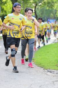 BIB: 0625, 0958
                            <button type="button" onclick="openModal(5181682)" class="btn btn-primary btn-sm float-right btn-popup" data-toggle="modal" data-target=".modal-high-quality">
                        <i class="fas fa-shopping-cart"></i> Add to Cart
                    </button>
                                            <button type="button" onclick="isThisMe(5181682, true)" class="btn btn-success btn-sm float-right btn-popup btn-isme hidden" data-toggle="tooltip" data-placement="bottom" title="นี่คือรูปของคุณใช่ไหม คลิกที่นี่เพื่อเอาเข้าอัลบั้ม">
                        <i class="fas fa-plus"></i> Add to album
                    </button>
                    <button type="button" onclick="isThisMe(5181682, false)" class="btn btn-warning btn-sm float-right btn-popup btn-isnotme hidden">
                        <i class="fas fa-ban"></i> Remove from album
                    </button>