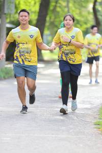 BIB: 0051, 0050
                            <button type="button" onclick="openModal(5182837)" class="btn btn-primary btn-sm float-right btn-popup" data-toggle="modal" data-target=".modal-high-quality">
                        <i class="fas fa-shopping-cart"></i> Add to Cart
                    </button>
                                            <button type="button" onclick="isThisMe(5182837, true)" class="btn btn-success btn-sm float-right btn-popup btn-isme hidden" data-toggle="tooltip" data-placement="bottom" title="นี่คือรูปของคุณใช่ไหม คลิกที่นี่เพื่อเอาเข้าอัลบั้ม">
                        <i class="fas fa-plus"></i> Add to album
                    </button>
                    <button type="button" onclick="isThisMe(5182837, false)" class="btn btn-warning btn-sm float-right btn-popup btn-isnotme hidden">
                        <i class="fas fa-ban"></i> Remove from album
                    </button>