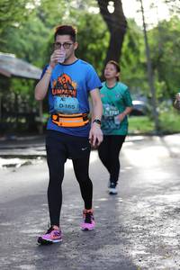 BIB: 165
                            <button type="button" onclick="openModal(5178029)" class="btn btn-primary btn-sm float-right btn-popup" data-toggle="modal" data-target=".modal-high-quality">
                        <i class="fas fa-shopping-cart"></i> Add to Cart
                    </button>
                                            <button type="button" onclick="isThisMe(5178029, true)" class="btn btn-success btn-sm float-right btn-popup btn-isme hidden" data-toggle="tooltip" data-placement="bottom" title="นี่คือรูปของคุณใช่ไหม คลิกที่นี่เพื่อเอาเข้าอัลบั้ม">
                        <i class="fas fa-plus"></i> Add to album
                    </button>
                    <button type="button" onclick="isThisMe(5178029, false)" class="btn btn-warning btn-sm float-right btn-popup btn-isnotme hidden">
                        <i class="fas fa-ban"></i> Remove from album
                    </button>