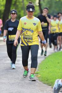 BIB: 0927, 926
                            <button type="button" onclick="openModal(5181943)" class="btn btn-primary btn-sm float-right btn-popup" data-toggle="modal" data-target=".modal-high-quality">
                        <i class="fas fa-shopping-cart"></i> Add to Cart
                    </button>
                                            <button type="button" onclick="isThisMe(5181943, true)" class="btn btn-success btn-sm float-right btn-popup btn-isme hidden" data-toggle="tooltip" data-placement="bottom" title="นี่คือรูปของคุณใช่ไหม คลิกที่นี่เพื่อเอาเข้าอัลบั้ม">
                        <i class="fas fa-plus"></i> Add to album
                    </button>
                    <button type="button" onclick="isThisMe(5181943, false)" class="btn btn-warning btn-sm float-right btn-popup btn-isnotme hidden">
                        <i class="fas fa-ban"></i> Remove from album
                    </button>
