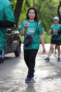 BIB: 628
                            <button type="button" onclick="openModal(5178982)" class="btn btn-primary btn-sm float-right btn-popup" data-toggle="modal" data-target=".modal-high-quality">
                        <i class="fas fa-shopping-cart"></i> Add to Cart
                    </button>
                                            <button type="button" onclick="isThisMe(5178982, true)" class="btn btn-success btn-sm float-right btn-popup btn-isme hidden" data-toggle="tooltip" data-placement="bottom" title="นี่คือรูปของคุณใช่ไหม คลิกที่นี่เพื่อเอาเข้าอัลบั้ม">
                        <i class="fas fa-plus"></i> Add to album
                    </button>
                    <button type="button" onclick="isThisMe(5178982, false)" class="btn btn-warning btn-sm float-right btn-popup btn-isnotme hidden">
                        <i class="fas fa-ban"></i> Remove from album
                    </button>