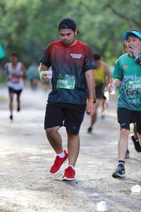 BIB: 6861, 090
                            <button type="button" onclick="openModal(5176490)" class="btn btn-primary btn-sm float-right btn-popup" data-toggle="modal" data-target=".modal-high-quality">
                        <i class="fas fa-shopping-cart"></i> Add to Cart
                    </button>
                                            <button type="button" onclick="isThisMe(5176490, true)" class="btn btn-success btn-sm float-right btn-popup btn-isme hidden" data-toggle="tooltip" data-placement="bottom" title="นี่คือรูปของคุณใช่ไหม คลิกที่นี่เพื่อเอาเข้าอัลบั้ม">
                        <i class="fas fa-plus"></i> Add to album
                    </button>
                    <button type="button" onclick="isThisMe(5176490, false)" class="btn btn-warning btn-sm float-right btn-popup btn-isnotme hidden">
                        <i class="fas fa-ban"></i> Remove from album
                    </button>