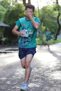 BIB: 640
                            <button type="button" onclick="openModal(5177390)" class="btn btn-primary btn-sm float-right btn-popup" data-toggle="modal" data-target=".modal-high-quality">
                        <i class="fas fa-shopping-cart"></i> Add to Cart
                    </button>
                                            <button type="button" onclick="isThisMe(5177390, true)" class="btn btn-success btn-sm float-right btn-popup btn-isme hidden" data-toggle="tooltip" data-placement="bottom" title="นี่คือรูปของคุณใช่ไหม คลิกที่นี่เพื่อเอาเข้าอัลบั้ม">
                        <i class="fas fa-plus"></i> Add to album
                    </button>
                    <button type="button" onclick="isThisMe(5177390, false)" class="btn btn-warning btn-sm float-right btn-popup btn-isnotme hidden">
                        <i class="fas fa-ban"></i> Remove from album
                    </button>