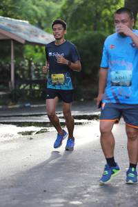 BIB: 0638, 041
                            <button type="button" onclick="openModal(5177782)" class="btn btn-primary btn-sm float-right btn-popup" data-toggle="modal" data-target=".modal-high-quality">
                        <i class="fas fa-shopping-cart"></i> Add to Cart
                    </button>
                                            <button type="button" onclick="isThisMe(5177782, true)" class="btn btn-success btn-sm float-right btn-popup btn-isme hidden" data-toggle="tooltip" data-placement="bottom" title="นี่คือรูปของคุณใช่ไหม คลิกที่นี่เพื่อเอาเข้าอัลบั้ม">
                        <i class="fas fa-plus"></i> Add to album
                    </button>
                    <button type="button" onclick="isThisMe(5177782, false)" class="btn btn-warning btn-sm float-right btn-popup btn-isnotme hidden">
                        <i class="fas fa-ban"></i> Remove from album
                    </button>