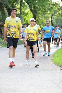 BIB: 04061, 0405
                            <button type="button" onclick="openModal(5182571)" class="btn btn-primary btn-sm float-right btn-popup" data-toggle="modal" data-target=".modal-high-quality">
                        <i class="fas fa-shopping-cart"></i> Add to Cart
                    </button>
                                            <button type="button" onclick="isThisMe(5182571, true)" class="btn btn-success btn-sm float-right btn-popup btn-isme hidden" data-toggle="tooltip" data-placement="bottom" title="นี่คือรูปของคุณใช่ไหม คลิกที่นี่เพื่อเอาเข้าอัลบั้ม">
                        <i class="fas fa-plus"></i> Add to album
                    </button>
                    <button type="button" onclick="isThisMe(5182571, false)" class="btn btn-warning btn-sm float-right btn-popup btn-isnotme hidden">
                        <i class="fas fa-ban"></i> Remove from album
                    </button>