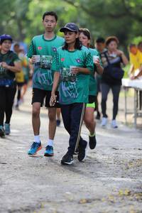 BIB: 161
                            <button type="button" onclick="openModal(5178260)" class="btn btn-primary btn-sm float-right btn-popup" data-toggle="modal" data-target=".modal-high-quality">
                        <i class="fas fa-shopping-cart"></i> Add to Cart
                    </button>
                                            <button type="button" onclick="isThisMe(5178260, true)" class="btn btn-success btn-sm float-right btn-popup btn-isme hidden" data-toggle="tooltip" data-placement="bottom" title="นี่คือรูปของคุณใช่ไหม คลิกที่นี่เพื่อเอาเข้าอัลบั้ม">
                        <i class="fas fa-plus"></i> Add to album
                    </button>
                    <button type="button" onclick="isThisMe(5178260, false)" class="btn btn-warning btn-sm float-right btn-popup btn-isnotme hidden">
                        <i class="fas fa-ban"></i> Remove from album
                    </button>