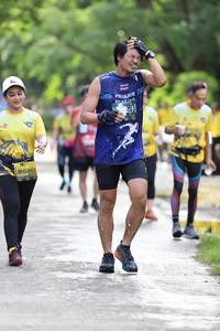 BIB: 217, 0303
                            <button type="button" onclick="openModal(5184716)" class="btn btn-primary btn-sm float-right btn-popup" data-toggle="modal" data-target=".modal-high-quality">
                        <i class="fas fa-shopping-cart"></i> Add to Cart
                    </button>
                                            <button type="button" onclick="isThisMe(5184716, true)" class="btn btn-success btn-sm float-right btn-popup btn-isme hidden" data-toggle="tooltip" data-placement="bottom" title="นี่คือรูปของคุณใช่ไหม คลิกที่นี่เพื่อเอาเข้าอัลบั้ม">
                        <i class="fas fa-plus"></i> Add to album
                    </button>
                    <button type="button" onclick="isThisMe(5184716, false)" class="btn btn-warning btn-sm float-right btn-popup btn-isnotme hidden">
                        <i class="fas fa-ban"></i> Remove from album
                    </button>