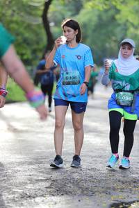 BIB: 108, 096
                            <button type="button" onclick="openModal(5177889)" class="btn btn-primary btn-sm float-right btn-popup" data-toggle="modal" data-target=".modal-high-quality">
                        <i class="fas fa-shopping-cart"></i> Add to Cart
                    </button>
                                            <button type="button" onclick="isThisMe(5177889, true)" class="btn btn-success btn-sm float-right btn-popup btn-isme hidden" data-toggle="tooltip" data-placement="bottom" title="นี่คือรูปของคุณใช่ไหม คลิกที่นี่เพื่อเอาเข้าอัลบั้ม">
                        <i class="fas fa-plus"></i> Add to album
                    </button>
                    <button type="button" onclick="isThisMe(5177889, false)" class="btn btn-warning btn-sm float-right btn-popup btn-isnotme hidden">
                        <i class="fas fa-ban"></i> Remove from album
                    </button>