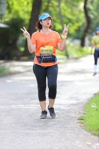 BIB: 0978
                            <button type="button" onclick="openModal(5183144)" class="btn btn-primary btn-sm float-right btn-popup" data-toggle="modal" data-target=".modal-high-quality">
                        <i class="fas fa-shopping-cart"></i> Add to Cart
                    </button>
                                            <button type="button" onclick="isThisMe(5183144, true)" class="btn btn-success btn-sm float-right btn-popup btn-isme hidden" data-toggle="tooltip" data-placement="bottom" title="นี่คือรูปของคุณใช่ไหม คลิกที่นี่เพื่อเอาเข้าอัลบั้ม">
                        <i class="fas fa-plus"></i> Add to album
                    </button>
                    <button type="button" onclick="isThisMe(5183144, false)" class="btn btn-warning btn-sm float-right btn-popup btn-isnotme hidden">
                        <i class="fas fa-ban"></i> Remove from album
                    </button>