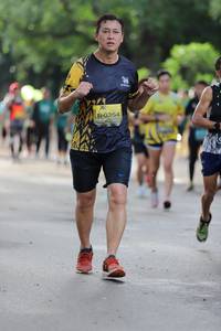 BIB: 0354
                            <button type="button" onclick="openModal(5179687)" class="btn btn-primary btn-sm float-right btn-popup" data-toggle="modal" data-target=".modal-high-quality">
                        <i class="fas fa-shopping-cart"></i> Add to Cart
                    </button>
                                            <button type="button" onclick="isThisMe(5179687, true)" class="btn btn-success btn-sm float-right btn-popup btn-isme hidden" data-toggle="tooltip" data-placement="bottom" title="นี่คือรูปของคุณใช่ไหม คลิกที่นี่เพื่อเอาเข้าอัลบั้ม">
                        <i class="fas fa-plus"></i> Add to album
                    </button>
                    <button type="button" onclick="isThisMe(5179687, false)" class="btn btn-warning btn-sm float-right btn-popup btn-isnotme hidden">
                        <i class="fas fa-ban"></i> Remove from album
                    </button>