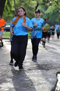 BIB: 0752, 
                            <button type="button" onclick="openModal(5177960)" class="btn btn-primary btn-sm float-right btn-popup" data-toggle="modal" data-target=".modal-high-quality">
                        <i class="fas fa-shopping-cart"></i> Add to Cart
                    </button>
                                            <button type="button" onclick="isThisMe(5177960, true)" class="btn btn-success btn-sm float-right btn-popup btn-isme hidden" data-toggle="tooltip" data-placement="bottom" title="นี่คือรูปของคุณใช่ไหม คลิกที่นี่เพื่อเอาเข้าอัลบั้ม">
                        <i class="fas fa-plus"></i> Add to album
                    </button>
                    <button type="button" onclick="isThisMe(5177960, false)" class="btn btn-warning btn-sm float-right btn-popup btn-isnotme hidden">
                        <i class="fas fa-ban"></i> Remove from album
                    </button>