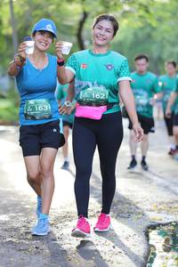 BIB: 162, 163
                            <button type="button" onclick="openModal(5176476)" class="btn btn-primary btn-sm float-right btn-popup" data-toggle="modal" data-target=".modal-high-quality">
                        <i class="fas fa-shopping-cart"></i> Add to Cart
                    </button>
                                            <button type="button" onclick="isThisMe(5176476, true)" class="btn btn-success btn-sm float-right btn-popup btn-isme hidden" data-toggle="tooltip" data-placement="bottom" title="นี่คือรูปของคุณใช่ไหม คลิกที่นี่เพื่อเอาเข้าอัลบั้ม">
                        <i class="fas fa-plus"></i> Add to album
                    </button>
                    <button type="button" onclick="isThisMe(5176476, false)" class="btn btn-warning btn-sm float-right btn-popup btn-isnotme hidden">
                        <i class="fas fa-ban"></i> Remove from album
                    </button>