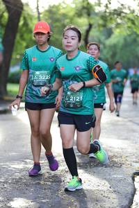 BIB: 322, 212
                            <button type="button" onclick="openModal(5176543)" class="btn btn-primary btn-sm float-right btn-popup" data-toggle="modal" data-target=".modal-high-quality">
                        <i class="fas fa-shopping-cart"></i> Add to Cart
                    </button>
                                            <button type="button" onclick="isThisMe(5176543, true)" class="btn btn-success btn-sm float-right btn-popup btn-isme hidden" data-toggle="tooltip" data-placement="bottom" title="นี่คือรูปของคุณใช่ไหม คลิกที่นี่เพื่อเอาเข้าอัลบั้ม">
                        <i class="fas fa-plus"></i> Add to album
                    </button>
                    <button type="button" onclick="isThisMe(5176543, false)" class="btn btn-warning btn-sm float-right btn-popup btn-isnotme hidden">
                        <i class="fas fa-ban"></i> Remove from album
                    </button>