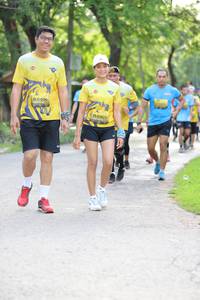 BIB: 0406, 0405
                            <button type="button" onclick="openModal(5182570)" class="btn btn-primary btn-sm float-right btn-popup" data-toggle="modal" data-target=".modal-high-quality">
                        <i class="fas fa-shopping-cart"></i> Add to Cart
                    </button>
                                            <button type="button" onclick="isThisMe(5182570, true)" class="btn btn-success btn-sm float-right btn-popup btn-isme hidden" data-toggle="tooltip" data-placement="bottom" title="นี่คือรูปของคุณใช่ไหม คลิกที่นี่เพื่อเอาเข้าอัลบั้ม">
                        <i class="fas fa-plus"></i> Add to album
                    </button>
                    <button type="button" onclick="isThisMe(5182570, false)" class="btn btn-warning btn-sm float-right btn-popup btn-isnotme hidden">
                        <i class="fas fa-ban"></i> Remove from album
                    </button>