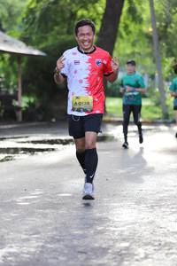 BIB: 0138, 
                            <button type="button" onclick="openModal(5178550)" class="btn btn-primary btn-sm float-right btn-popup" data-toggle="modal" data-target=".modal-high-quality">
                        <i class="fas fa-shopping-cart"></i> Add to Cart
                    </button>
                                            <button type="button" onclick="isThisMe(5178550, true)" class="btn btn-success btn-sm float-right btn-popup btn-isme hidden" data-toggle="tooltip" data-placement="bottom" title="นี่คือรูปของคุณใช่ไหม คลิกที่นี่เพื่อเอาเข้าอัลบั้ม">
                        <i class="fas fa-plus"></i> Add to album
                    </button>
                    <button type="button" onclick="isThisMe(5178550, false)" class="btn btn-warning btn-sm float-right btn-popup btn-isnotme hidden">
                        <i class="fas fa-ban"></i> Remove from album
                    </button>