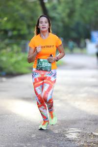 BIB: 2031
                            <button type="button" onclick="openModal(5175927)" class="btn btn-primary btn-sm float-right btn-popup" data-toggle="modal" data-target=".modal-high-quality">
                        <i class="fas fa-shopping-cart"></i> Add to Cart
                    </button>
                                            <button type="button" onclick="isThisMe(5175927, true)" class="btn btn-success btn-sm float-right btn-popup btn-isme hidden" data-toggle="tooltip" data-placement="bottom" title="นี่คือรูปของคุณใช่ไหม คลิกที่นี่เพื่อเอาเข้าอัลบั้ม">
                        <i class="fas fa-plus"></i> Add to album
                    </button>
                    <button type="button" onclick="isThisMe(5175927, false)" class="btn btn-warning btn-sm float-right btn-popup btn-isnotme hidden">
                        <i class="fas fa-ban"></i> Remove from album
                    </button>