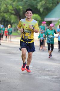 BIB: 0616
                            <button type="button" onclick="openModal(5179338)" class="btn btn-primary btn-sm float-right btn-popup" data-toggle="modal" data-target=".modal-high-quality">
                        <i class="fas fa-shopping-cart"></i> Add to Cart
                    </button>
                                            <button type="button" onclick="isThisMe(5179338, true)" class="btn btn-success btn-sm float-right btn-popup btn-isme hidden" data-toggle="tooltip" data-placement="bottom" title="นี่คือรูปของคุณใช่ไหม คลิกที่นี่เพื่อเอาเข้าอัลบั้ม">
                        <i class="fas fa-plus"></i> Add to album
                    </button>
                    <button type="button" onclick="isThisMe(5179338, false)" class="btn btn-warning btn-sm float-right btn-popup btn-isnotme hidden">
                        <i class="fas fa-ban"></i> Remove from album
                    </button>