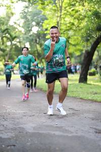 BIB: 747
                            <button type="button" onclick="openModal(5033511)" class="btn btn-primary btn-sm float-right btn-popup" data-toggle="modal" data-target=".modal-high-quality">
                        <i class="fas fa-shopping-cart"></i> Add to Cart
                    </button>
                                            <button type="button" onclick="isThisMe(5033511, true)" class="btn btn-success btn-sm float-right btn-popup btn-isme hidden" data-toggle="tooltip" data-placement="bottom" title="นี่คือรูปของคุณใช่ไหม คลิกที่นี่เพื่อเอาเข้าอัลบั้ม">
                        <i class="fas fa-plus"></i> Add to album
                    </button>
                    <button type="button" onclick="isThisMe(5033511, false)" class="btn btn-warning btn-sm float-right btn-popup btn-isnotme hidden">
                        <i class="fas fa-ban"></i> Remove from album
                    </button>