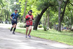 BIB: 0035
                            <button type="button" onclick="openModal(5070697)" class="btn btn-primary btn-sm float-right btn-popup" data-toggle="modal" data-target=".modal-high-quality">
                        <i class="fas fa-shopping-cart"></i> Add to Cart
                    </button>
                                            <button type="button" onclick="isThisMe(5070697, true)" class="btn btn-success btn-sm float-right btn-popup btn-isme hidden" data-toggle="tooltip" data-placement="bottom" title="นี่คือรูปของคุณใช่ไหม คลิกที่นี่เพื่อเอาเข้าอัลบั้ม">
                        <i class="fas fa-plus"></i> Add to album
                    </button>
                    <button type="button" onclick="isThisMe(5070697, false)" class="btn btn-warning btn-sm float-right btn-popup btn-isnotme hidden">
                        <i class="fas fa-ban"></i> Remove from album
                    </button>