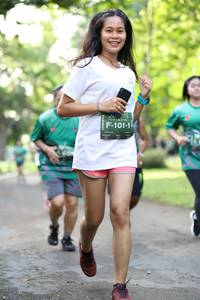 BIB: 
                            <button type="button" onclick="openModal(5035201)" class="btn btn-primary btn-sm float-right btn-popup" data-toggle="modal" data-target=".modal-high-quality">
                        <i class="fas fa-shopping-cart"></i> Add to Cart
                    </button>
                                            <button type="button" onclick="isThisMe(5035201, true)" class="btn btn-success btn-sm float-right btn-popup btn-isme hidden" data-toggle="tooltip" data-placement="bottom" title="นี่คือรูปของคุณใช่ไหม คลิกที่นี่เพื่อเอาเข้าอัลบั้ม">
                        <i class="fas fa-plus"></i> Add to album
                    </button>
                    <button type="button" onclick="isThisMe(5035201, false)" class="btn btn-warning btn-sm float-right btn-popup btn-isnotme hidden">
                        <i class="fas fa-ban"></i> Remove from album
                    </button>