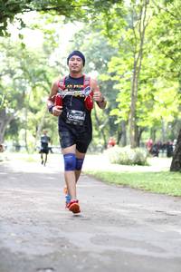 BIB: 0898
                            <button type="button" onclick="openModal(5050941)" class="btn btn-primary btn-sm float-right btn-popup" data-toggle="modal" data-target=".modal-high-quality">
                        <i class="fas fa-shopping-cart"></i> Add to Cart
                    </button>
                                            <button type="button" onclick="isThisMe(5050941, true)" class="btn btn-success btn-sm float-right btn-popup btn-isme hidden" data-toggle="tooltip" data-placement="bottom" title="นี่คือรูปของคุณใช่ไหม คลิกที่นี่เพื่อเอาเข้าอัลบั้ม">
                        <i class="fas fa-plus"></i> Add to album
                    </button>
                    <button type="button" onclick="isThisMe(5050941, false)" class="btn btn-warning btn-sm float-right btn-popup btn-isnotme hidden">
                        <i class="fas fa-ban"></i> Remove from album
                    </button>