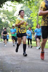 BIB: 0424, 
                            <button type="button" onclick="openModal(5038029)" class="btn btn-primary btn-sm float-right btn-popup" data-toggle="modal" data-target=".modal-high-quality">
                        <i class="fas fa-shopping-cart"></i> Add to Cart
                    </button>
                                            <button type="button" onclick="isThisMe(5038029, true)" class="btn btn-success btn-sm float-right btn-popup btn-isme hidden" data-toggle="tooltip" data-placement="bottom" title="นี่คือรูปของคุณใช่ไหม คลิกที่นี่เพื่อเอาเข้าอัลบั้ม">
                        <i class="fas fa-plus"></i> Add to album
                    </button>
                    <button type="button" onclick="isThisMe(5038029, false)" class="btn btn-warning btn-sm float-right btn-popup btn-isnotme hidden">
                        <i class="fas fa-ban"></i> Remove from album
                    </button>