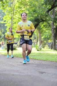 BIB: 0860
                            <button type="button" onclick="openModal(5039995)" class="btn btn-primary btn-sm float-right btn-popup" data-toggle="modal" data-target=".modal-high-quality">
                        <i class="fas fa-shopping-cart"></i> Add to Cart
                    </button>
                                            <button type="button" onclick="isThisMe(5039995, true)" class="btn btn-success btn-sm float-right btn-popup btn-isme hidden" data-toggle="tooltip" data-placement="bottom" title="นี่คือรูปของคุณใช่ไหม คลิกที่นี่เพื่อเอาเข้าอัลบั้ม">
                        <i class="fas fa-plus"></i> Add to album
                    </button>
                    <button type="button" onclick="isThisMe(5039995, false)" class="btn btn-warning btn-sm float-right btn-popup btn-isnotme hidden">
                        <i class="fas fa-ban"></i> Remove from album
                    </button>