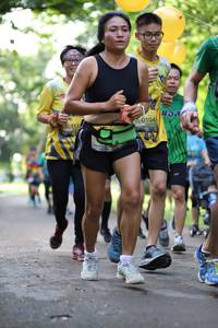 BIB: 01041
                            <button type="button" onclick="openModal(5038472)" class="btn btn-primary btn-sm float-right btn-popup" data-toggle="modal" data-target=".modal-high-quality">
                        <i class="fas fa-shopping-cart"></i> Add to Cart
                    </button>
                                            <button type="button" onclick="isThisMe(5038472, true)" class="btn btn-success btn-sm float-right btn-popup btn-isme hidden" data-toggle="tooltip" data-placement="bottom" title="นี่คือรูปของคุณใช่ไหม คลิกที่นี่เพื่อเอาเข้าอัลบั้ม">
                        <i class="fas fa-plus"></i> Add to album
                    </button>
                    <button type="button" onclick="isThisMe(5038472, false)" class="btn btn-warning btn-sm float-right btn-popup btn-isnotme hidden">
                        <i class="fas fa-ban"></i> Remove from album
                    </button>