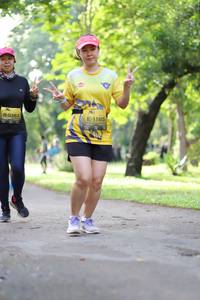 BIB: 0383, 1185
                            <button type="button" onclick="openModal(5038679)" class="btn btn-primary btn-sm float-right btn-popup" data-toggle="modal" data-target=".modal-high-quality">
                        <i class="fas fa-shopping-cart"></i> Add to Cart
                    </button>
                                            <button type="button" onclick="isThisMe(5038679, true)" class="btn btn-success btn-sm float-right btn-popup btn-isme hidden" data-toggle="tooltip" data-placement="bottom" title="นี่คือรูปของคุณใช่ไหม คลิกที่นี่เพื่อเอาเข้าอัลบั้ม">
                        <i class="fas fa-plus"></i> Add to album
                    </button>
                    <button type="button" onclick="isThisMe(5038679, false)" class="btn btn-warning btn-sm float-right btn-popup btn-isnotme hidden">
                        <i class="fas fa-ban"></i> Remove from album
                    </button>