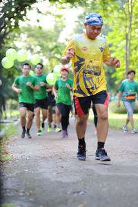 BIB: 1085
                            <button type="button" onclick="openModal(5036491)" class="btn btn-primary btn-sm float-right btn-popup" data-toggle="modal" data-target=".modal-high-quality">
                        <i class="fas fa-shopping-cart"></i> Add to Cart
                    </button>
                                            <button type="button" onclick="isThisMe(5036491, true)" class="btn btn-success btn-sm float-right btn-popup btn-isme hidden" data-toggle="tooltip" data-placement="bottom" title="นี่คือรูปของคุณใช่ไหม คลิกที่นี่เพื่อเอาเข้าอัลบั้ม">
                        <i class="fas fa-plus"></i> Add to album
                    </button>
                    <button type="button" onclick="isThisMe(5036491, false)" class="btn btn-warning btn-sm float-right btn-popup btn-isnotme hidden">
                        <i class="fas fa-ban"></i> Remove from album
                    </button>