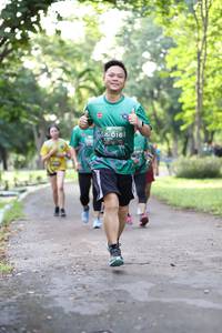 BIB: 016
                            <button type="button" onclick="openModal(5035284)" class="btn btn-primary btn-sm float-right btn-popup" data-toggle="modal" data-target=".modal-high-quality">
                        <i class="fas fa-shopping-cart"></i> Add to Cart
                    </button>
                                            <button type="button" onclick="isThisMe(5035284, true)" class="btn btn-success btn-sm float-right btn-popup btn-isme hidden" data-toggle="tooltip" data-placement="bottom" title="นี่คือรูปของคุณใช่ไหม คลิกที่นี่เพื่อเอาเข้าอัลบั้ม">
                        <i class="fas fa-plus"></i> Add to album
                    </button>
                    <button type="button" onclick="isThisMe(5035284, false)" class="btn btn-warning btn-sm float-right btn-popup btn-isnotme hidden">
                        <i class="fas fa-ban"></i> Remove from album
                    </button>