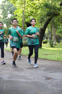 BIB: 
                            <button type="button" onclick="openModal(5033197)" class="btn btn-primary btn-sm float-right btn-popup" data-toggle="modal" data-target=".modal-high-quality">
                        <i class="fas fa-shopping-cart"></i> Add to Cart
                    </button>
                                            <button type="button" onclick="isThisMe(5033197, true)" class="btn btn-success btn-sm float-right btn-popup btn-isme hidden" data-toggle="tooltip" data-placement="bottom" title="นี่คือรูปของคุณใช่ไหม คลิกที่นี่เพื่อเอาเข้าอัลบั้ม">
                        <i class="fas fa-plus"></i> Add to album
                    </button>
                    <button type="button" onclick="isThisMe(5033197, false)" class="btn btn-warning btn-sm float-right btn-popup btn-isnotme hidden">
                        <i class="fas fa-ban"></i> Remove from album
                    </button>