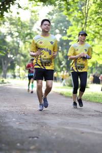 BIB: 0896
                            <button type="button" onclick="openModal(5040664)" class="btn btn-primary btn-sm float-right btn-popup" data-toggle="modal" data-target=".modal-high-quality">
                        <i class="fas fa-shopping-cart"></i> Add to Cart
                    </button>
                                            <button type="button" onclick="isThisMe(5040664, true)" class="btn btn-success btn-sm float-right btn-popup btn-isme hidden" data-toggle="tooltip" data-placement="bottom" title="นี่คือรูปของคุณใช่ไหม คลิกที่นี่เพื่อเอาเข้าอัลบั้ม">
                        <i class="fas fa-plus"></i> Add to album
                    </button>
                    <button type="button" onclick="isThisMe(5040664, false)" class="btn btn-warning btn-sm float-right btn-popup btn-isnotme hidden">
                        <i class="fas fa-ban"></i> Remove from album
                    </button>