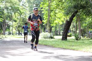 BIB: 1022
                            <button type="button" onclick="openModal(5084276)" class="btn btn-primary btn-sm float-right btn-popup" data-toggle="modal" data-target=".modal-high-quality">
                        <i class="fas fa-shopping-cart"></i> Add to Cart
                    </button>
                                            <button type="button" onclick="isThisMe(5084276, true)" class="btn btn-success btn-sm float-right btn-popup btn-isme hidden" data-toggle="tooltip" data-placement="bottom" title="นี่คือรูปของคุณใช่ไหม คลิกที่นี่เพื่อเอาเข้าอัลบั้ม">
                        <i class="fas fa-plus"></i> Add to album
                    </button>
                    <button type="button" onclick="isThisMe(5084276, false)" class="btn btn-warning btn-sm float-right btn-popup btn-isnotme hidden">
                        <i class="fas fa-ban"></i> Remove from album
                    </button>