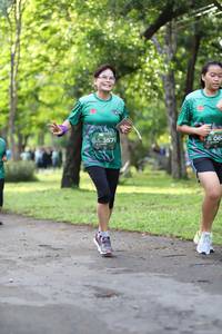 BIB: 907, 3571
                            <button type="button" onclick="openModal(5033831)" class="btn btn-primary btn-sm float-right btn-popup" data-toggle="modal" data-target=".modal-high-quality">
                        <i class="fas fa-shopping-cart"></i> Add to Cart
                    </button>
                                            <button type="button" onclick="isThisMe(5033831, true)" class="btn btn-success btn-sm float-right btn-popup btn-isme hidden" data-toggle="tooltip" data-placement="bottom" title="นี่คือรูปของคุณใช่ไหม คลิกที่นี่เพื่อเอาเข้าอัลบั้ม">
                        <i class="fas fa-plus"></i> Add to album
                    </button>
                    <button type="button" onclick="isThisMe(5033831, false)" class="btn btn-warning btn-sm float-right btn-popup btn-isnotme hidden">
                        <i class="fas fa-ban"></i> Remove from album
                    </button>