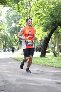 BIB: 0212
                            <button type="button" onclick="openModal(5050722)" class="btn btn-primary btn-sm float-right btn-popup" data-toggle="modal" data-target=".modal-high-quality">
                        <i class="fas fa-shopping-cart"></i> Add to Cart
                    </button>
                                            <button type="button" onclick="isThisMe(5050722, true)" class="btn btn-success btn-sm float-right btn-popup btn-isme hidden" data-toggle="tooltip" data-placement="bottom" title="นี่คือรูปของคุณใช่ไหม คลิกที่นี่เพื่อเอาเข้าอัลบั้ม">
                        <i class="fas fa-plus"></i> Add to album
                    </button>
                    <button type="button" onclick="isThisMe(5050722, false)" class="btn btn-warning btn-sm float-right btn-popup btn-isnotme hidden">
                        <i class="fas fa-ban"></i> Remove from album
                    </button>