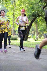 BIB: 0603, 0007
                            <button type="button" onclick="openModal(5039975)" class="btn btn-primary btn-sm float-right btn-popup" data-toggle="modal" data-target=".modal-high-quality">
                        <i class="fas fa-shopping-cart"></i> Add to Cart
                    </button>
                                            <button type="button" onclick="isThisMe(5039975, true)" class="btn btn-success btn-sm float-right btn-popup btn-isme hidden" data-toggle="tooltip" data-placement="bottom" title="นี่คือรูปของคุณใช่ไหม คลิกที่นี่เพื่อเอาเข้าอัลบั้ม">
                        <i class="fas fa-plus"></i> Add to album
                    </button>
                    <button type="button" onclick="isThisMe(5039975, false)" class="btn btn-warning btn-sm float-right btn-popup btn-isnotme hidden">
                        <i class="fas fa-ban"></i> Remove from album
                    </button>