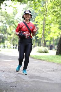 BIB: 0053
                            <button type="button" onclick="openModal(5049418)" class="btn btn-primary btn-sm float-right btn-popup" data-toggle="modal" data-target=".modal-high-quality">
                        <i class="fas fa-shopping-cart"></i> Add to Cart
                    </button>
                                            <button type="button" onclick="isThisMe(5049418, true)" class="btn btn-success btn-sm float-right btn-popup btn-isme hidden" data-toggle="tooltip" data-placement="bottom" title="นี่คือรูปของคุณใช่ไหม คลิกที่นี่เพื่อเอาเข้าอัลบั้ม">
                        <i class="fas fa-plus"></i> Add to album
                    </button>
                    <button type="button" onclick="isThisMe(5049418, false)" class="btn btn-warning btn-sm float-right btn-popup btn-isnotme hidden">
                        <i class="fas fa-ban"></i> Remove from album
                    </button>